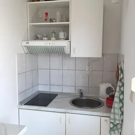 Bilic Nemira شقة أوميس